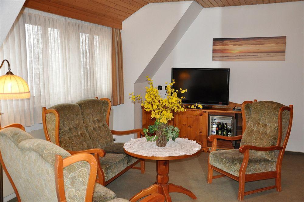 Gaestehaus Becher Donzdorf Zewnętrze zdjęcie